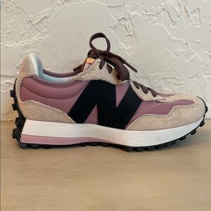 New Balance 327 mauve and navy - like new!